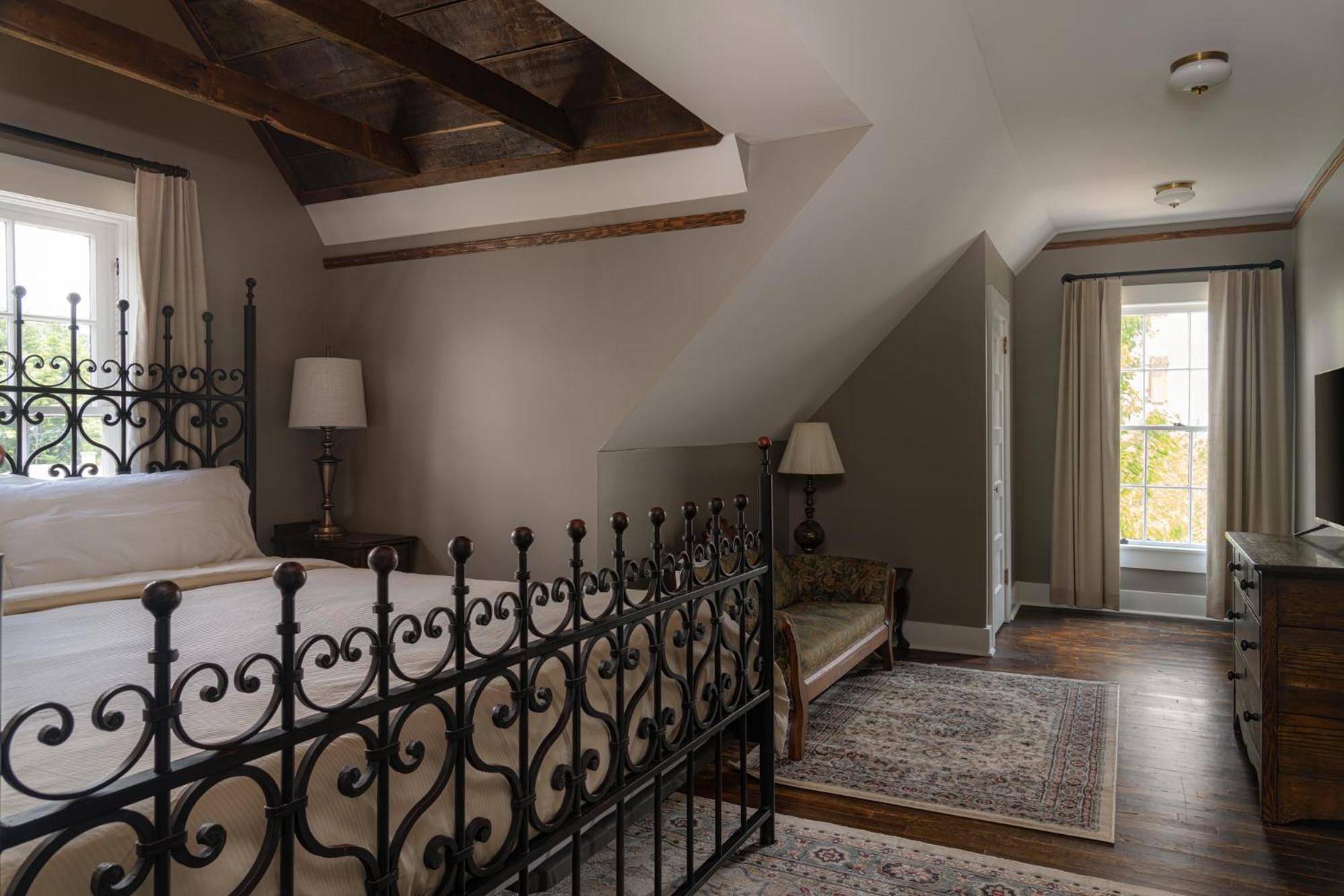 The Nuwray Hotel & Carriage House Burnsville Esterno foto
