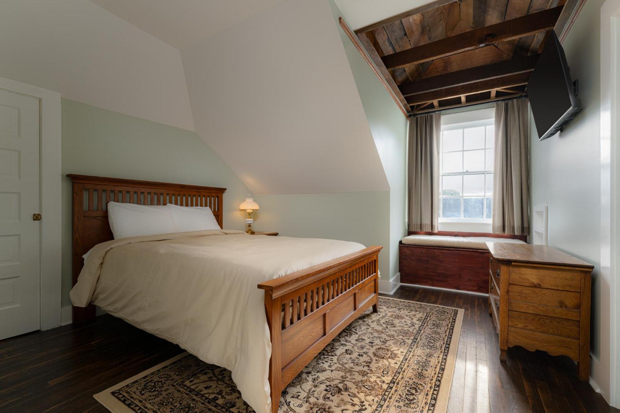 The Nuwray Hotel & Carriage House Burnsville Esterno foto